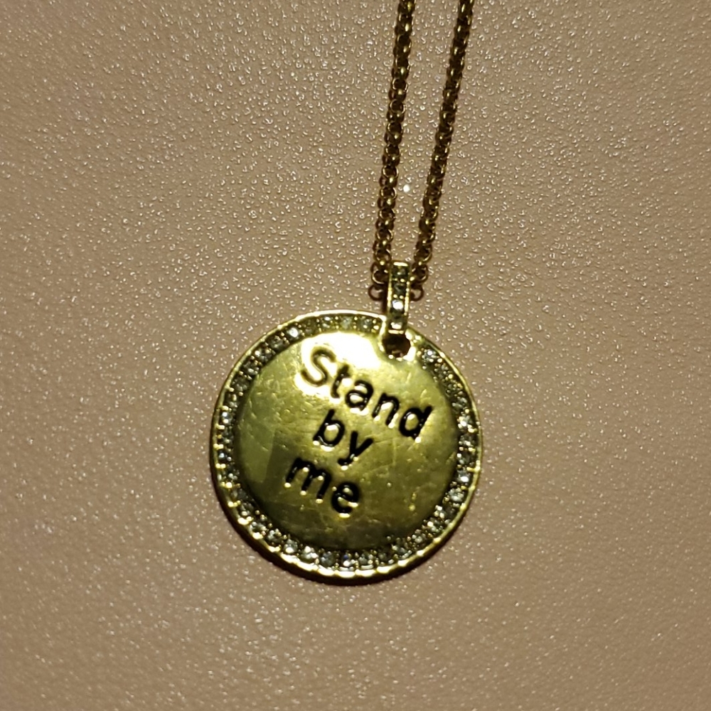 NIB Universal Language Stand By Me Necklace